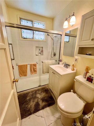 17900 Martha Street, Encino, CA 91316