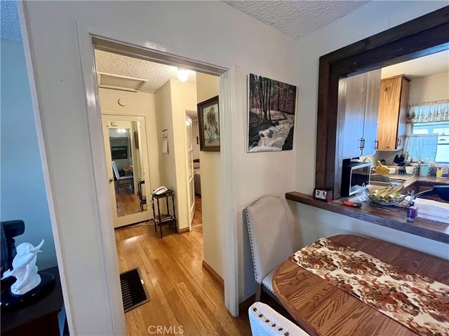 17900 Martha Street, Encino, CA 91316