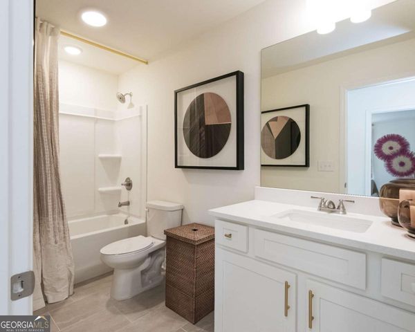 6009 Silverbell Drive, Flowery Branch, GA 30542