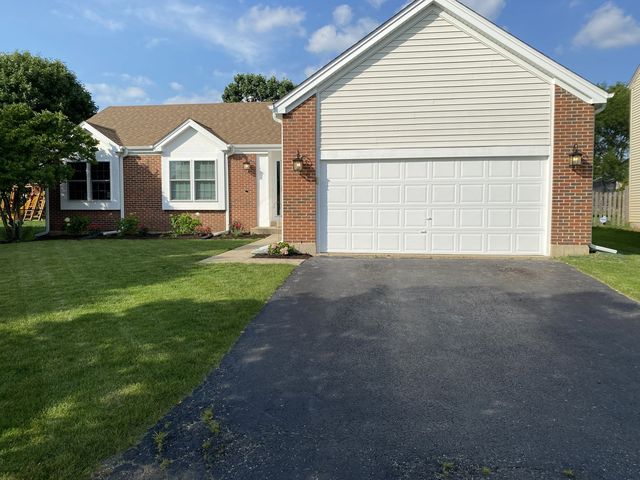 4025 Peartree Drive, Lake In The Hills, IL 60156