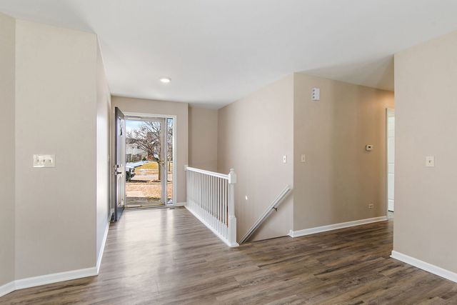 4025 Peartree Drive, Lake In The Hills, IL 60156