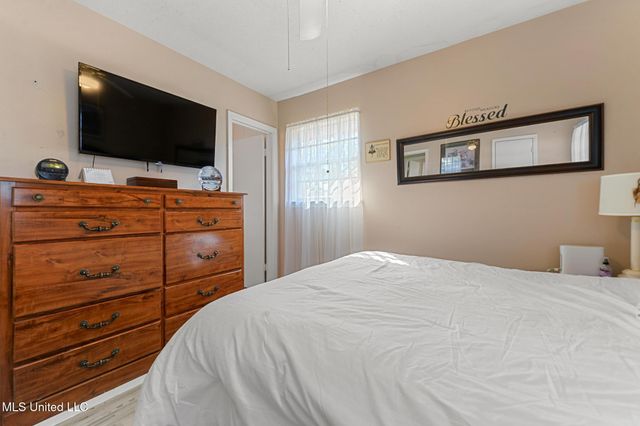 118 James Drive, Gulfport, MS 39503