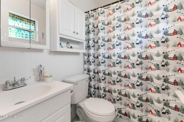 118 James Drive, Gulfport, MS 39503