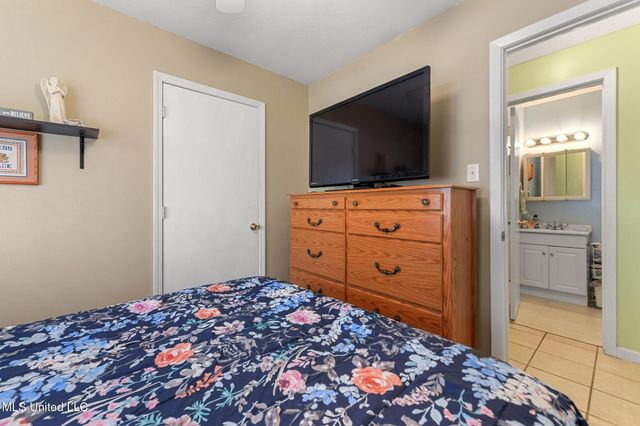 118 James Drive, Gulfport, MS 39503