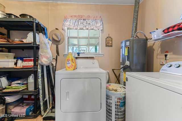 118 James Drive, Gulfport, MS 39503