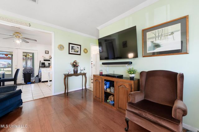 118 James Drive, Gulfport, MS 39503