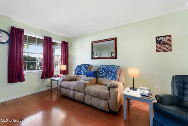 118 James Drive, Gulfport, MS 39503