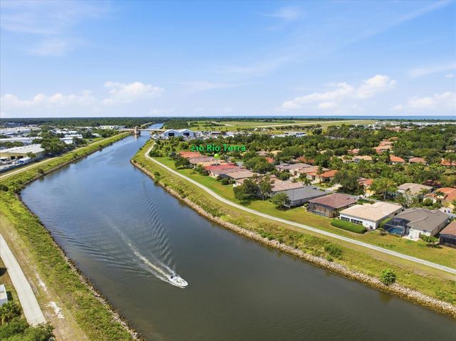 210 RIO TERRA, Venice, FL 34285