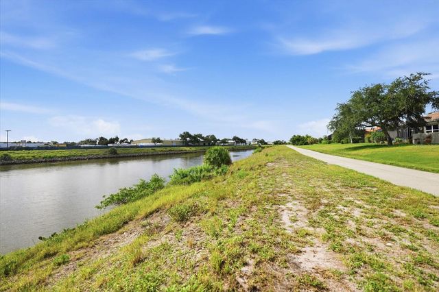 210 RIO TERRA, Venice, FL 34285
