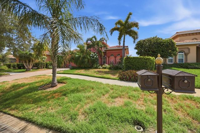 210 RIO TERRA, Venice, FL 34285