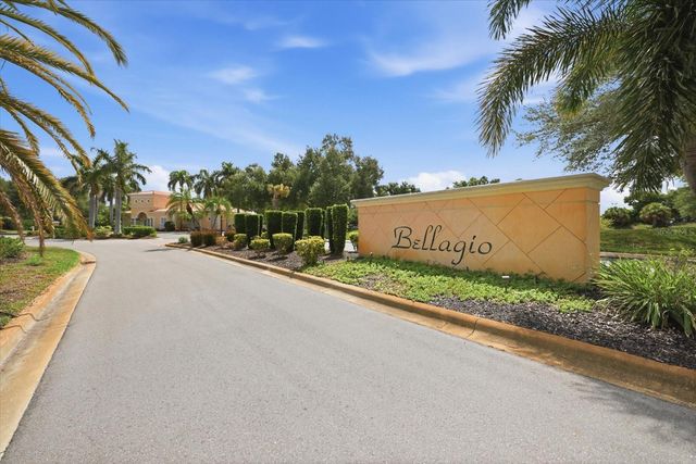 210 RIO TERRA, Venice, FL 34285