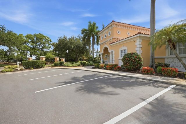 210 RIO TERRA, Venice, FL 34285