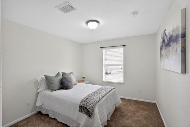 591 Middle CRK, Buda, TX 78610