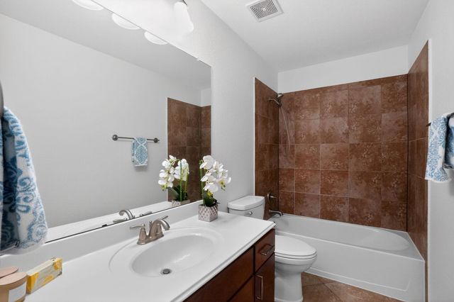 591 Middle CRK, Buda, TX 78610