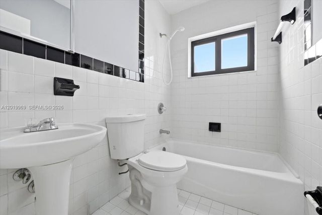 3297 SW 26th St, Miami, FL 33133