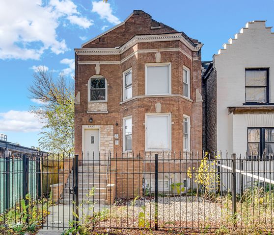 1932 S Sawyer Avenue 2, Chicago, IL 60623