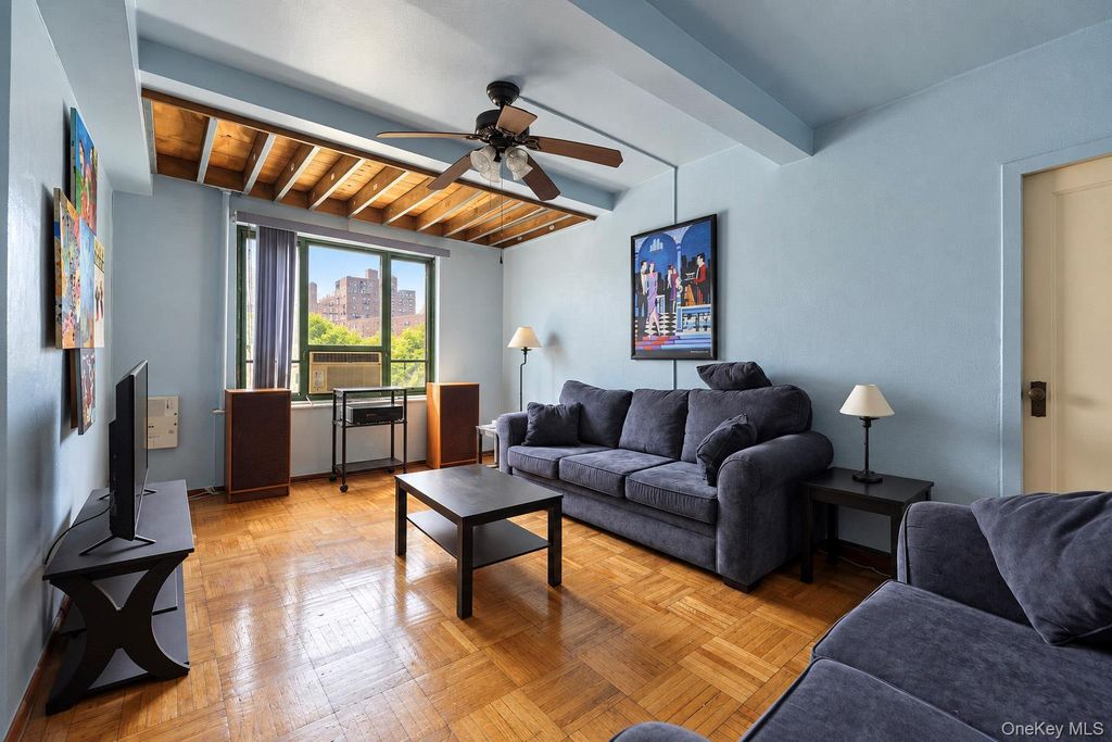 1514 Metropolitan Avenue 7G, Bronx, NY 10462 — photo 3