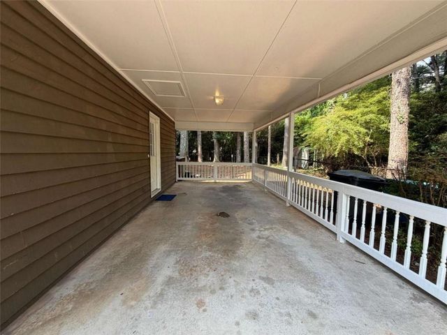 734 Marthas Drive, Lawrenceville, GA 30045