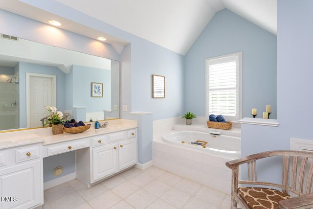 12409 Schoolhouse Street, Raleigh, NC 27614