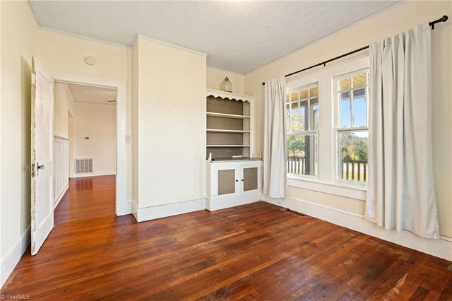 1058 Main Street, Walnut Cove, NC 27052