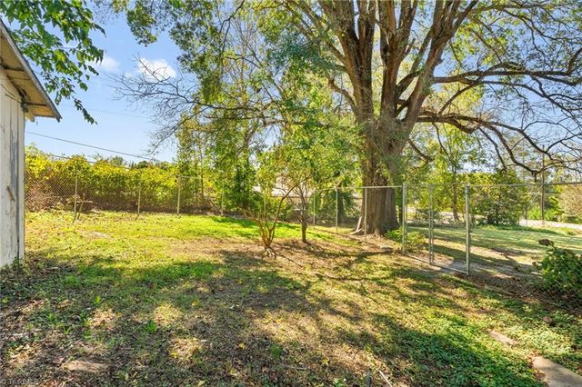 1058 Main Street, Walnut Cove, NC 27052