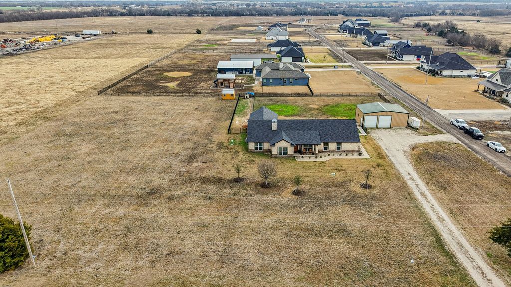 8677 Fm 1553, Leonard, TX 75452