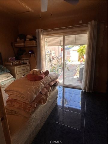 6147 Gundry, Long Beach, CA 90805