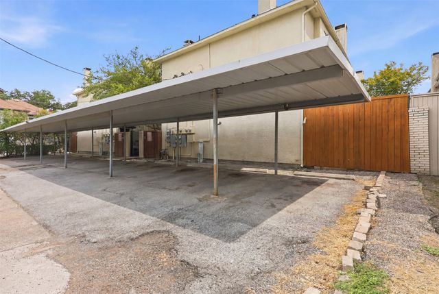 4517 Holland Avenue 109, Dallas, TX 75219
