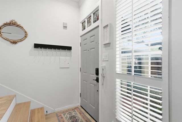 4517 Holland Avenue 109, Dallas, TX 75219