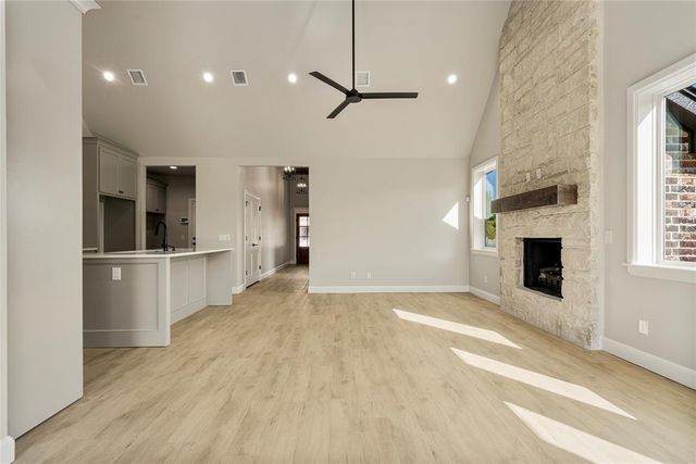 4224 Abbey Park Drive, Edmond, OK 73025