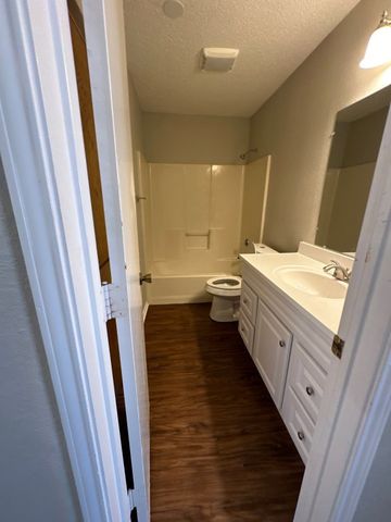 441 Signal Hill Court N 443, Fort Worth, TX 76112