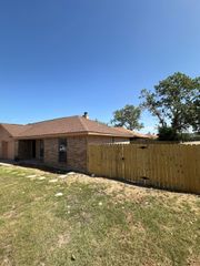 441 Signal Hill Court N 443, Fort Worth, TX 76112