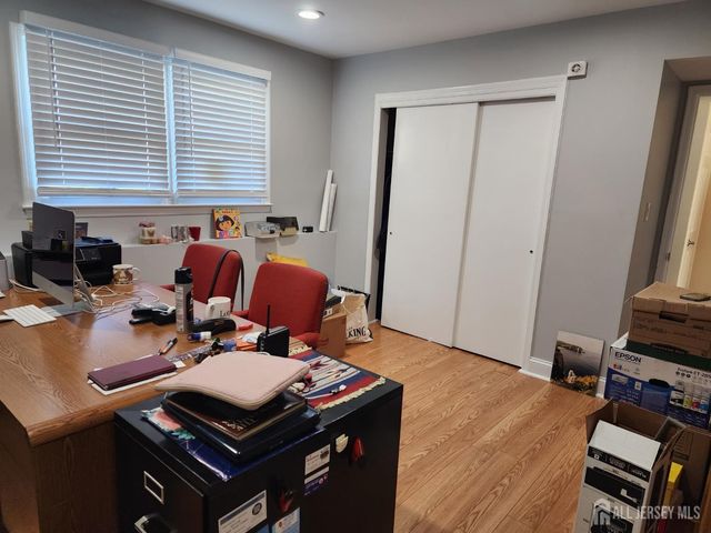 71 Rodak Circle, Edison, NJ 08817