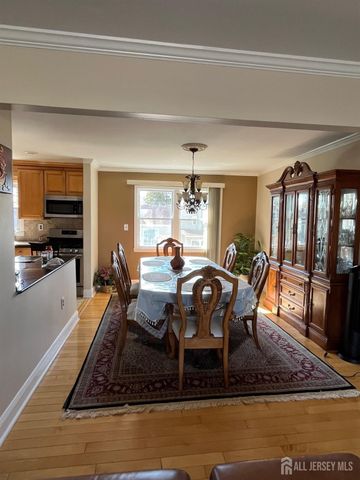 71 Rodak Circle, Edison, NJ 08817