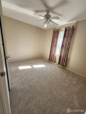 71 Rodak Circle, Edison, NJ 08817