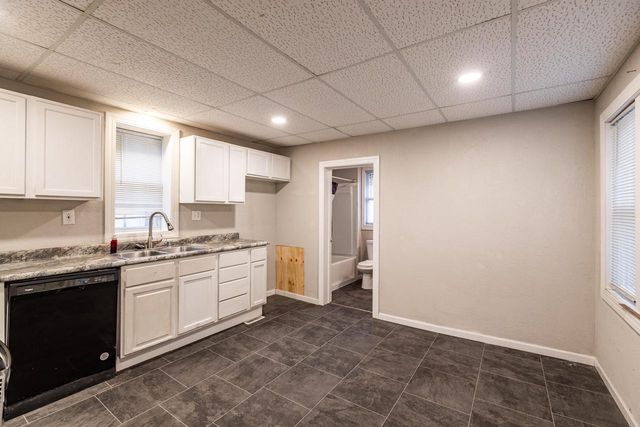 1027 6th STREET S, La Crosse, WI 54601