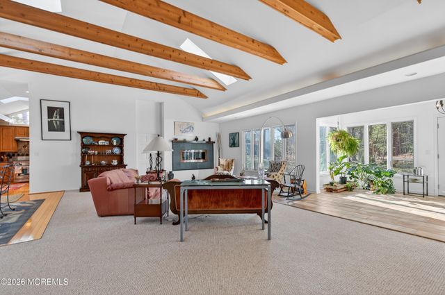 184 Smithburg Road, Manalapan, NJ 07726