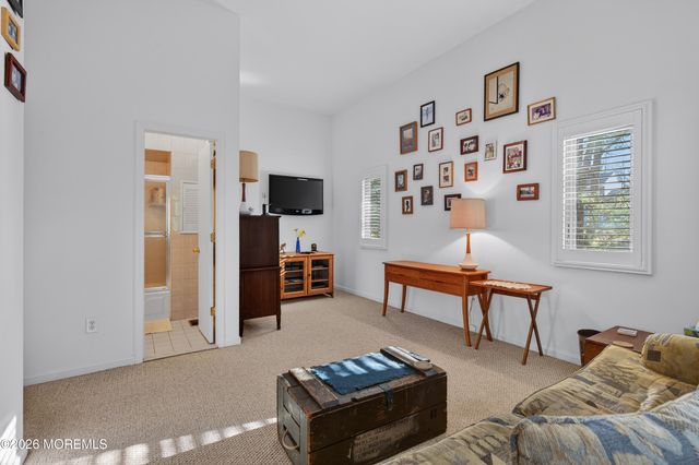 184 Smithburg Road, Manalapan, NJ 07726