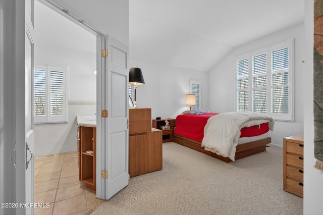 184 Smithburg Road, Manalapan, NJ 07726