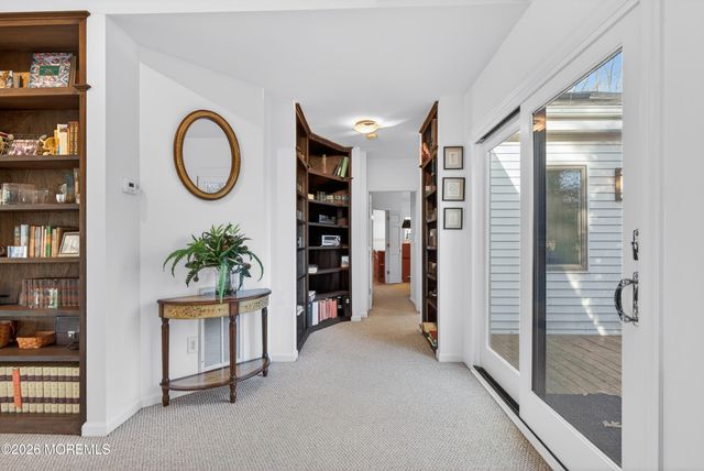 184 Smithburg Road, Manalapan, NJ 07726