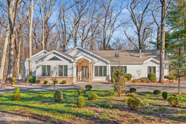184 Smithburg Road, Manalapan, NJ 07726