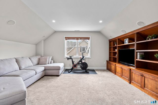 39 Maple Tree Avenue 1, Stamford, CT 06906