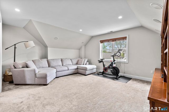 39 Maple Tree Avenue 1, Stamford, CT 06906
