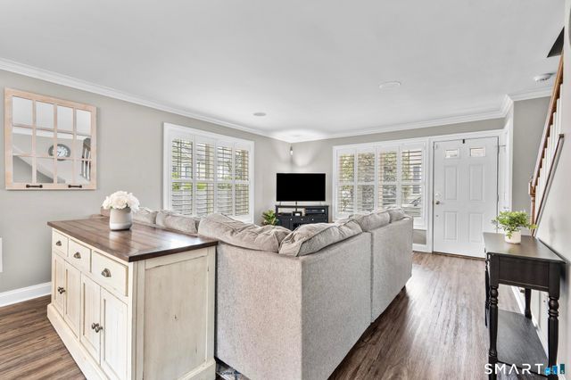 39 Maple Tree Avenue 1, Stamford, CT 06906