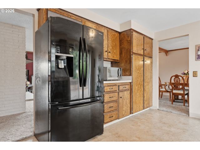 3343 Se DESWELL St, Milwaukie, OR 97267