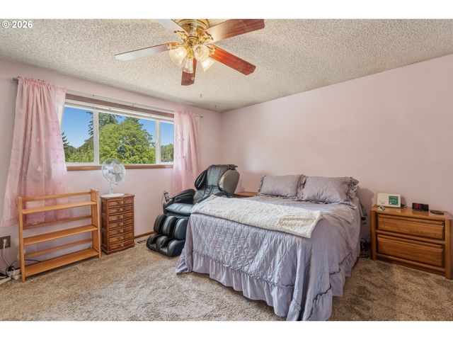 3343 Se DESWELL St, Milwaukie, OR 97267