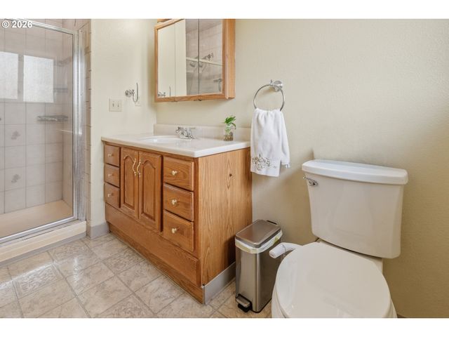 3343 Se DESWELL St, Milwaukie, OR 97267