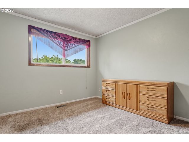3343 Se DESWELL St, Milwaukie, OR 97267