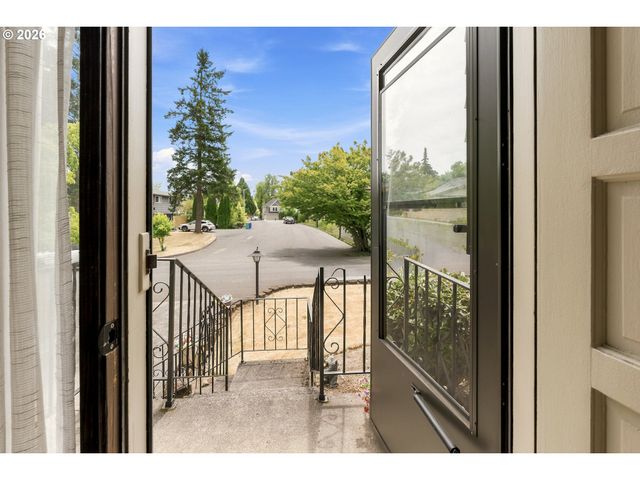 3343 Se DESWELL St, Milwaukie, OR 97267