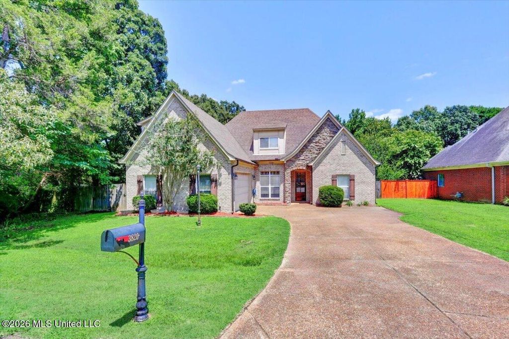 3820 College Bluff, Olive Branch, MS 38654